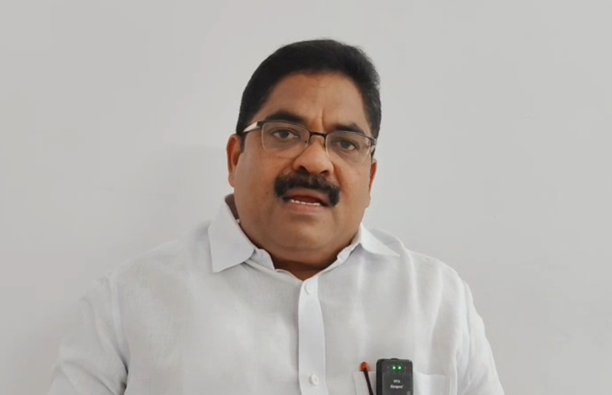 വെടിക്കെട്ട് നിരോധിക്കണം ,ശശി കലയെ നിയന്ത്രിക്കണം : സജി മഞ്ഞക്കടമ്പിൽ