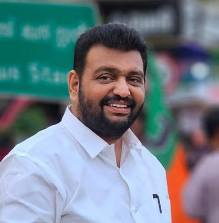 ഈരാറ്റുപേട്ടയിൽ നിയമപരിപാലന സംവിധാനങ്ങൾ നോക്കുകുത്തിയാകരുത്: എൻ.ഹരി