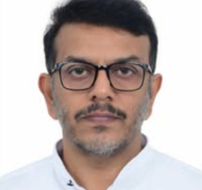 ജനഹിതം ശരിയുടെ പക്ഷത്തായിരിക്കുമെന്ന് അരുണ്‍കുമാര്‍, ഇടതുമുന്നണിക്കുണ്ടായ കനത്ത പരാജയത്തിനു പിന്നാലെ ഫേസ് ബുക്കിലാണ് വിഎസ് അച്യുതാനന്ദന്റെ മകനും ഐഎച്ച്ആര്‍ഡി ഡയറക്ടറുമായ അരുണ്‍കുമാര്‍ ഇക്കാര്യം എഴുതിയത്