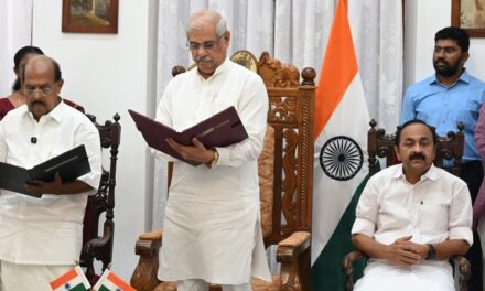 ജി. സുധാകരൻ പ്രോട്ടേം സ്പീക്കറായി സത്യപ്രതിജ്ഞ ചെയ്തു