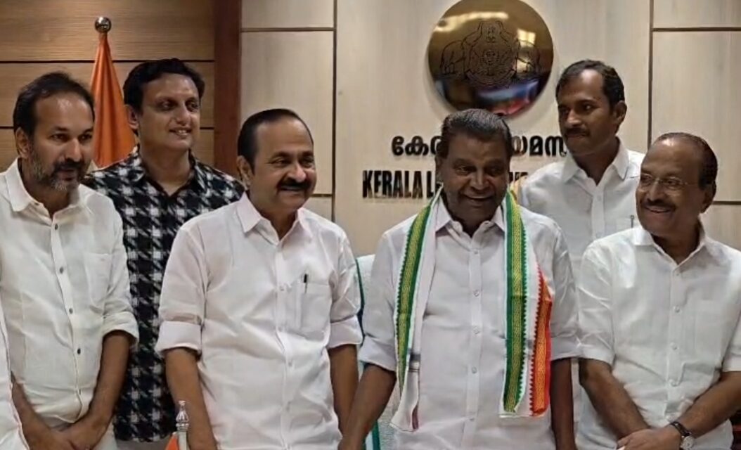 സ്പീക്കർ തിരുവഞ്ചൂർ രാധാകൃഷ്ണൻ ഓഫീസിലെത്തി ചുമതല ഏൽക്കുന്നു ( video )
