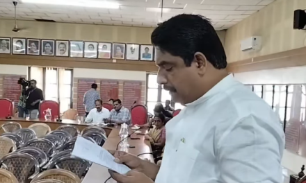 ജോസ് കെ മാണിയെ പരോക്ഷമായി പരിഹസിച്ച് പാലാ നഗരസഭയില്‍ പുളിക്കക്കണ്ടം ഫാമിലിയുടെ പ്രമേയം. കേരള നിയമസഭയില്‍ നോമിനേറ്റഡ് അംഗങ്ങളുടെ ഉപരിസഭ വേണമെന്ന്