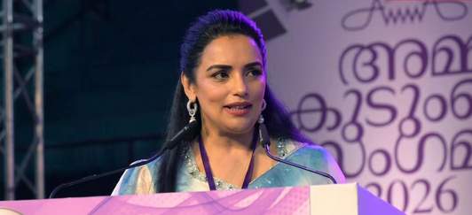 അമ്മയിലെ പോര് രൂക്ഷമാകുന്നതിനിടെ രാജിസന്നദ്ധത പ്രകടിപ്പിച്ച് ശ്വേത മേനോന്‍