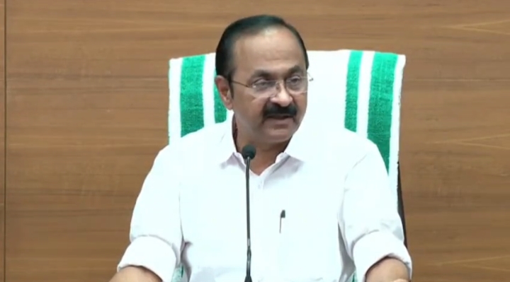 മുനമ്പം നിവാസികളെ ഇറക്കിവിടില്ല, നികുതിയടയ്ക്കാൻ സംവിധാനമൊരുക്കും, ഭൂമിയിൽ പൂർണാവകാശം നൽകും: മുഖ്യമന്ത്രി