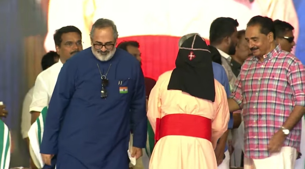 വി ഡി സതീശൻ സർക്കാരിൻറെ സത്യ പ്രതിജ്ഞാ ചടങ്ങ് Live