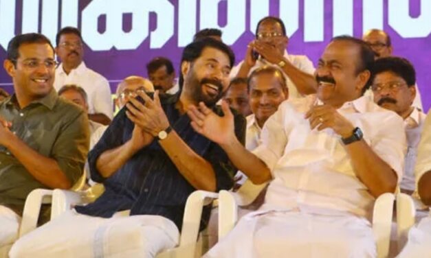 ഞങ്ങൾ ഒരേ കോളേജിൽ പഠിച്ചവർ, വി ഡി സതീശനെ ആശംസകൾ നേർന്ന് മമ്മൂട്ടി