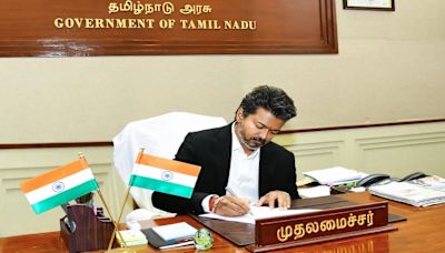 വീണ്ടും കയ്യടി, തമിഴ്‌നാട്ടിലെ 717 മദ്യക്കടകള്‍ അടച്ചൂപൂട്ടാന്‍ ഉത്തരവിട്ട് മുഖ്യമന്ത്രി വിജയ്
