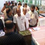 വോട്ടെണ്ണല്‍ തുടങ്ങി ആദ്യ ഫല സൂചനകള്‍ എല്‍ഡിഎഫ് അനുകൂലം