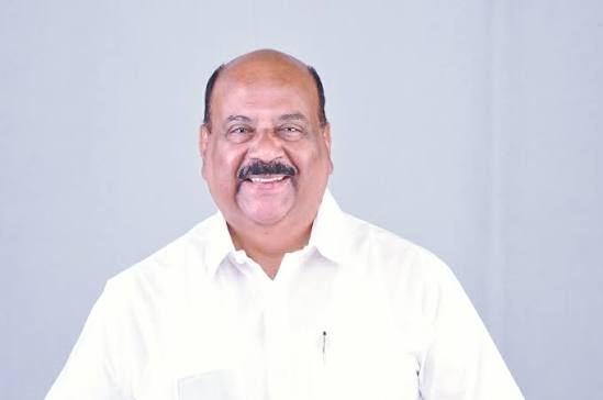 മാണി സി കാപ്പന്‍ എഴുപതിന്റെ നിറവില്‍, ആശംസകളോടെ പാലാ