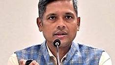 ഡോ. രത്തൻ യു ഖേൽക്കർ മുഖ്യമന്ത്രി വി ഡി സതീശന്റെ സെക്രട്ടറിയായി ചുമതലയേറ്റു