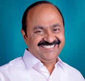 വി ഡി സതീശൻ എംഎൽഎ പിന്തുണയിൽ മുന്നിലെന്ന് ദേശീയ മാധ്യമം