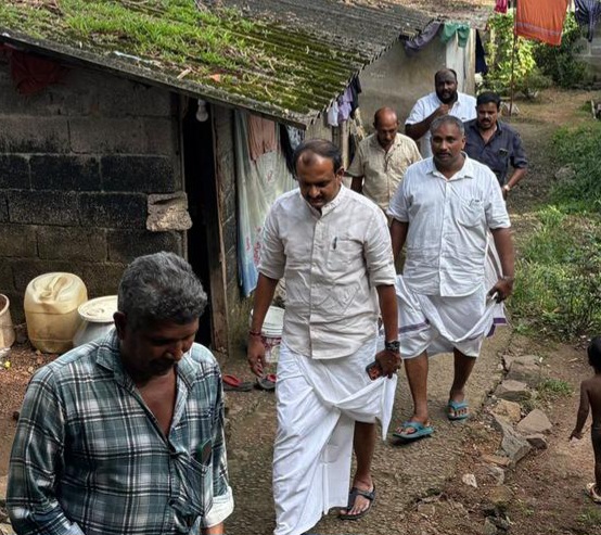 കുഴിമറ്റം മലവേടൻ കോളനിയുടെ ദുരിതങ്ങളിലേക്ക് സ്ഥലം എം എൽ എ യായ സ്പീക്കർ തിരുവഞ്ചൂർ രാധാകൃഷ്ണൻ്റെ ശ്രദ്ധ ക്ഷണിച്ച് ബിജെപി നേതാവ് ലിജിൻലാൽ