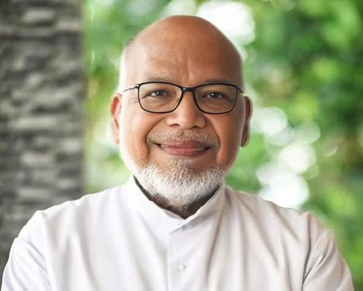 മാസ്മരിക ക്രൈസ്തവ ഗാനങ്ങളുടെ രചയിതാവും ബൈബിൾ പ്രഭാഷകനുമായ ഫാ. മൈക്കിൾ പനച്ചിക്കൽ അന്തരിച്ചു