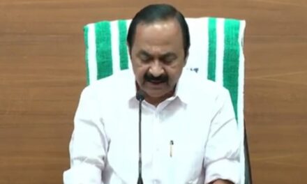 സൗജന്യ യാത്രാ വാഗ്ദാനത്തിൽ സർക്കാർ സ്ത്രീകളെ വഞ്ചിച്ചു എന്ന് ഇടതു മാധ്യമപ്രവർത്തകർ, കൃത്യമായ മറുപടി നൽകി മുഖ്യമന്ത്രി വി ഡി സതീശൻ