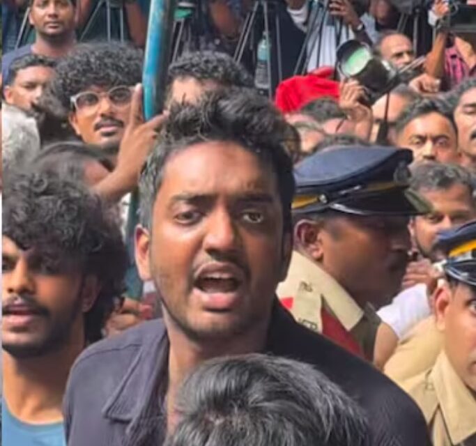 മര്യാദ ലംഘിച്ചാല്‍ പിടിവീഴും, ഓണ്‍ലൈന്‍ വ്‌ളോഗര്‍മാര്‍ക്ക് പോലീസ് മുന്നറിയിപ്പ്, വ്‌ളോഗര്‍മാരെ പ്രതിച്ഛായ നിര്‍മിതിക്ക് ഉപയോഗിക്കുന്നതിനെതിരെ പത്രപ്രവര്‍ത്തക യൂണിയന്‍