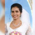 പുതിയ സ്കൂട്ടറിൽ ഡ്രൈവിങ് പഠിക്കാനിറങ്ങി… സമയം കഴിഞ്ഞും നിന്നു : ഇടിമിന്നലേറ്റ് യുവതിക്ക് ദാരുണാന്ത്യം!