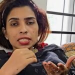 ‘ഉറങ്ങാൻ പോലും പറ്റുന്നില്ല, ഛർദ്ദിയും ശരീരമാകെ വേദനയും, നേരെ ഇരിക്കാൻ വയ്യ : കീമോതെറാപ്പി അനുഭവങ്ങൾ പങ്കി‌ട്ട് രേണു സുധി