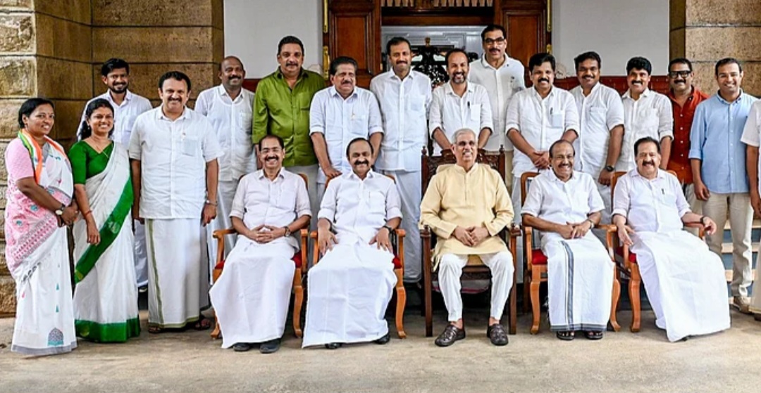 പരിചയസമ്പന്നരായ മാധ്യമപ്രവർത്തകരും ടീം  യുഡിഎഫ് പേഴ്സണൽ സ്റ്റാഫ് ൽ