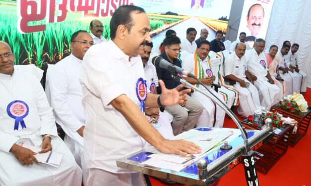 റബറിന്റെ താങ്ങുവില 300 രൂപയാക്കും- മുഖ്യമന്ത്രി