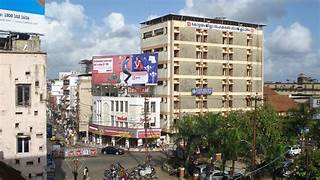 കോട്ടയം നഗരത്തില്‍ അര്‍ധരാത്രി മദ്യപ സംഘങ്ങള്‍ ഏറ്റുമുട്ടി, കുത്തേറ്റ് യുവാവ് മരിച്ചു