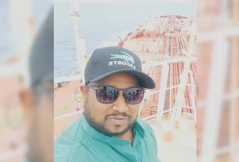 ഹൃദയവും ശ്വാസകോശങ്ങളും തലച്ചോറുമില്ല; വെനസ്വേലയിൽ മരിച്ച ഇന്ത്യൻ കപ്പൽ ജീവനക്കാരന്റെ മൃതദേഹത്തിൽ ആന്തരികാവയവങ്ങളില്ല ; ദുരൂഹതയാരോപിച്ച് കുടുംബം