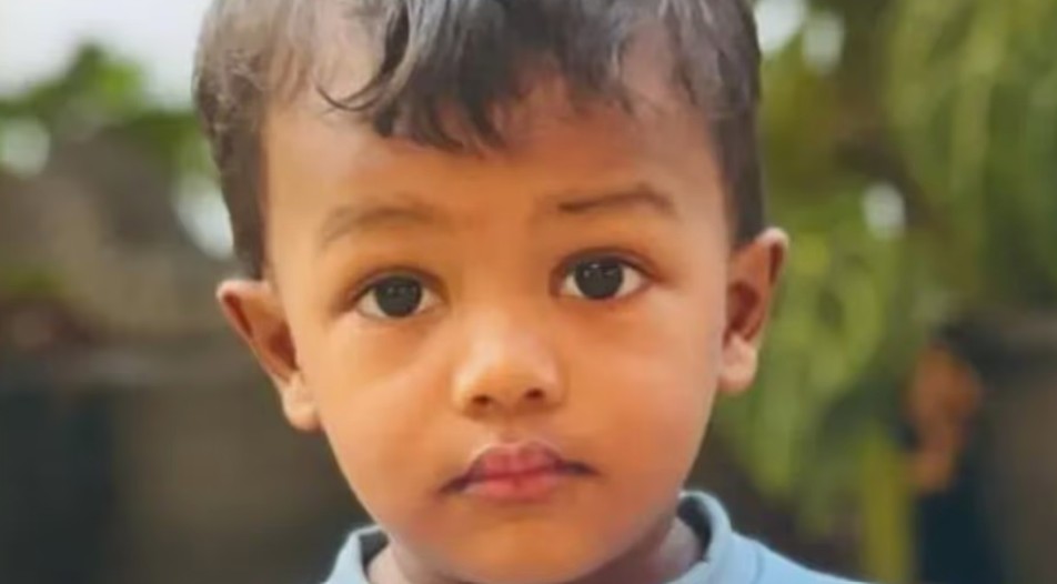 മിക്സ്ചര്‍ കഴിക്കുന്നതിനിടെ ശ്വാസനാളിയില്‍ കടല കുടുങ്ങി; മൂന്ന് വയസുകാരന് ദാരുണാന്ത്യം :സംഭവം  മലപ്പുറത്ത്