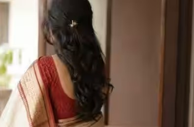 ഷേവ് ചെയ്യുന്നത് കണ്ടു, ഭാര്യ ട്രാൻസ്ജെൻഡർ? വിവാഹം കഴിഞ്ഞ് 25 ദിവസങ്ങൾക്ക് ശേഷം യുവാവിന്റെ പരാതി