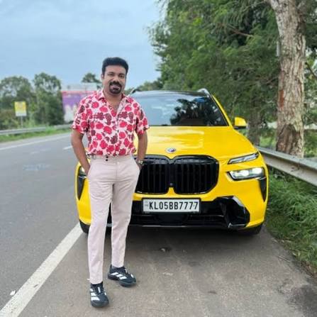 ഗോൾഡ് അച്ചായൻ മുങ്ങിയെന്ന് സോഷ്യൽ മീഡിയ, പ്രതികരിക്കാതെ അച്ചായൻപക്ഷം