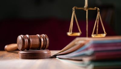 അങ്ങനെ പരാതി നല്‍കിയാല്‍ ശരിയാവില്ല,നിയമാനുസരണം പ്രവര്‍ത്തിക്കുന്ന സ്ഥാപനങ്ങളുടെ അവകാശവും പ്രധാനമെന്ന് മനുഷ്യാവകാശ കമ്മീഷന്‍