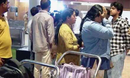 നേപ്പാള്‍ പ്രളയം; 13 പേര്‍ കൂടി സുരക്ഷിതരായി നാട്ടിലെത്തി ആശയവിനിമയം സാധ്യമാകാത്തത് വിദേശ പൗരത്വമുളള അഞ്ചു പേരുമായി