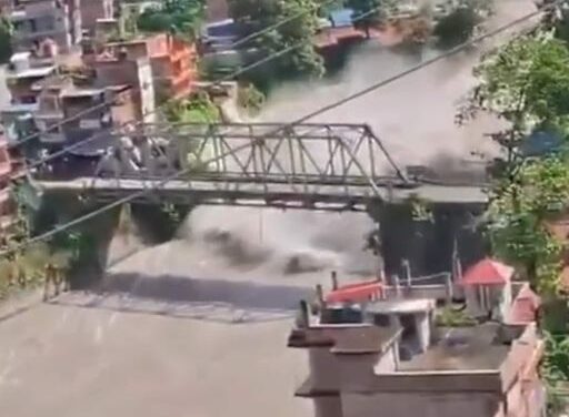 നേപ്പാള്‍ പ്രളയം മരണ സംഖ്യ ഉയരുന്നു, കാണായവരില്‍ 145 ഇന്ത്യന്‍ പൗരന്മാരും