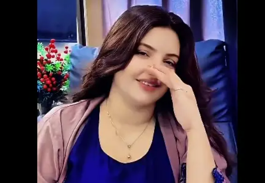 പാകിസ്താനിൽ ടിക്ടോക് താരത്തെ വെടിവെച്ചുകൊന്നു
