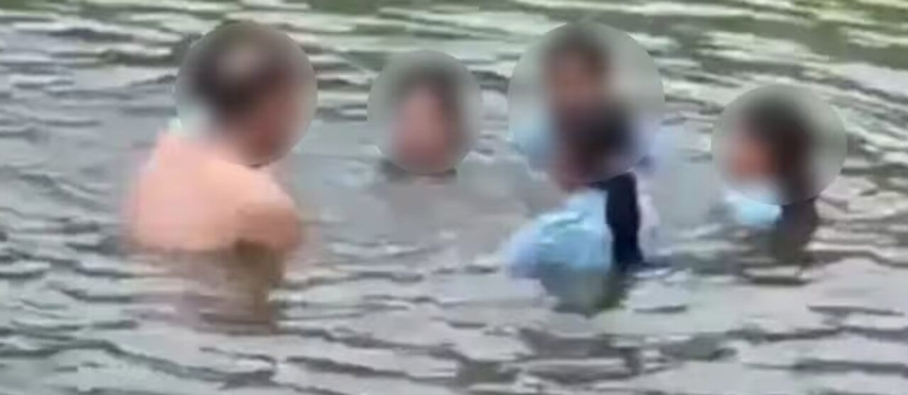 ചെക്ക് ഡാമിൽ വിദ്യാർഥിനികൾക്കൊപ്പം കുളിച്ചു; പ്രിൻസിപ്പലിന് സസ്പെൻഷൻ