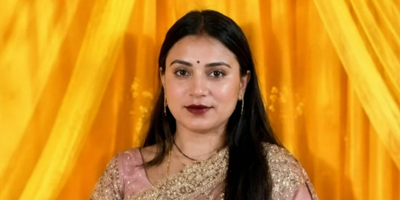 ബിജെപി നേതാവിൻ്റെ മരുമകൾ വീടിനുള്ളിൽ തൂങ്ങിമരിച്ച നിലയിൽ; മകനും പെൺസുഹൃത്തിനുമെതിരെ കേസ്; പോസ്റ്റ്മോർട്ടത്തിനിടെ വസ്ത്രത്തിനുള്ളിൽ ആത്മഹത്യാക്കുറിപ്പ്