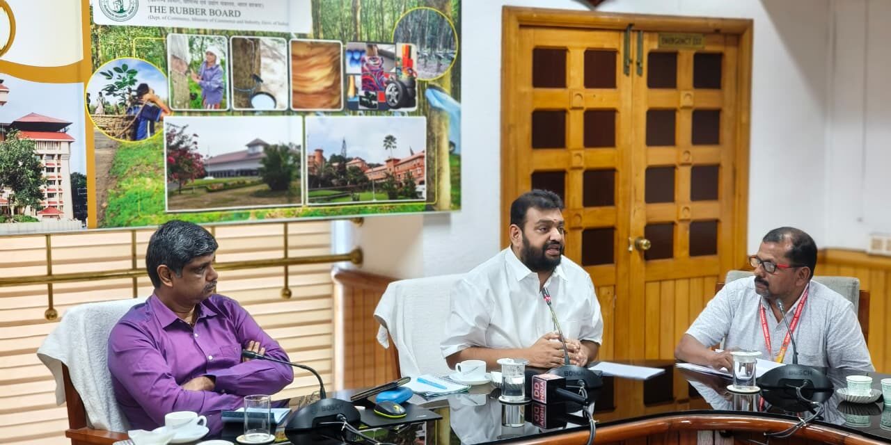 വൈകുന്നേരം വെട്ടിയാൽ കൂടുതൽ പാൽ,  കണ്ടെത്തലുമായി റബ്ബർ ബോർഡ് ഗവേഷണ വിഭാഗം