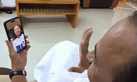 ഏഷ്യൻ ഗെയിംസിൽ ഷൂട്ടിംഗിൽ വെള്ളി മെഡൽ നേടിയ  വിദർശ കെ വിനോദിനെ മുഖ്യമന്ത്രി വിഡി സതീശൻ ഫോണിൽ വിളിച്ച് അഭിനന്ദിച്ചു