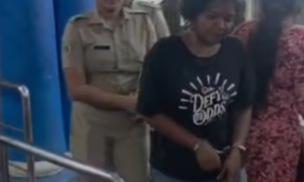 എഎസ്ഐയെ കടിച്ചു.. തൃശൂരിൽ മദ്യലഹരിയിൽ നടുറോഡിൽ വാഹനങ്ങൾ തടഞ്ഞ് യുവതിയുടെ പരാക്രമം :  യുവതി അറസ്റ്റിൽ