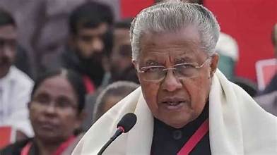 മാസപ്പടി കേസ് പിണറായി പ്രതിരോധത്തില്‍. പദവി ഒഴിയില്ല,. നിയമപോരാട്ടത്തില്‍ പാര്‍ട്ടി പിന്തുണച്ചേക്കും