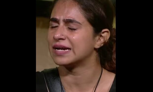 എനിക്ക് ഫുഡ് തീരെ പറ്റുന്നില്ല, I FEEL TIRED… ഞാന്‍ മരുന്ന് കഴിക്കുന്നുണ്ട്; ആഹാരം മതിയാവുന്നില്ല, അടച്ചിട്ട ഒരു വലിയ വീട്ടില്‍ എനിക്ക് പറ്റുന്നില്ല; കണ്‍ഫെഷന്‍ റൂമിലിരുന്ന് പൊട്ടിക്കരഞ്ഞ് ജസീല