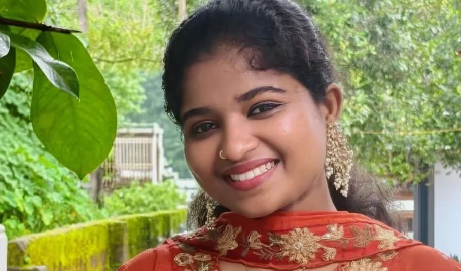 കുടുംബാരോഗ്യ കേന്ദ്രത്തിലെ ജൂനിയര്‍ ഹെല്‍ത്ത് ഇന്‍സ്പെക്ടറെ മരിച്ച നിലയില്‍ കണ്ടെത്തി